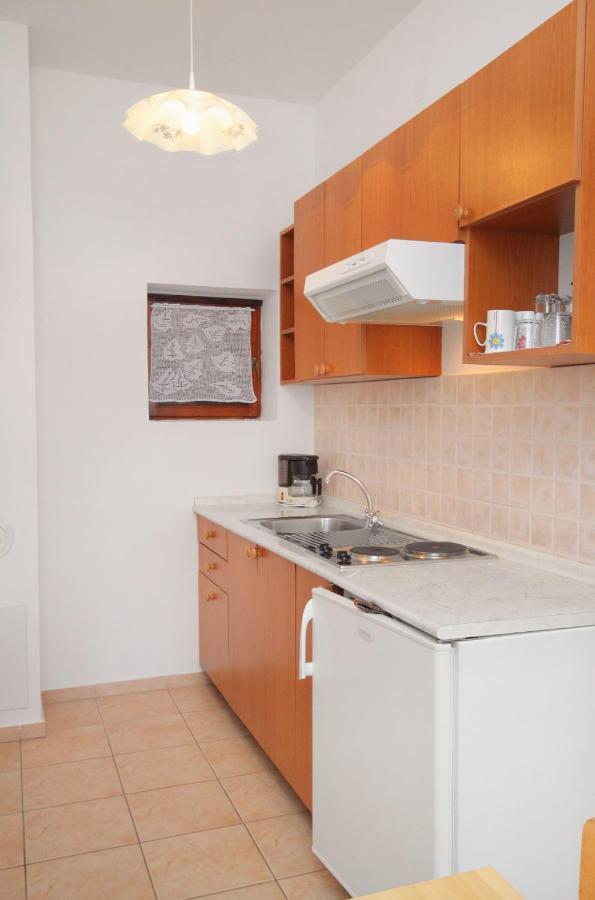 Apartments By The Sea Klenovica, Novi Vinodolski - 5581 Dış mekan fotoğraf